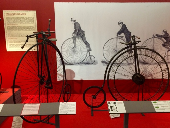 Julia Willard, Falling Off Bicycles, Parc  de Sceaux,  À bicyclette. Collection Robert Grandseigne - Emmanuel Déhan